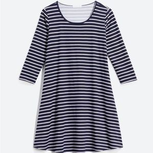 Nine Britton Skylee Brushed Knot Dress Size L